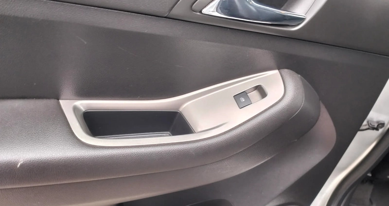Chevrolet Orlando cena 28900 przebieg: 220407, rok produkcji 2012 z Zagórz małe 562